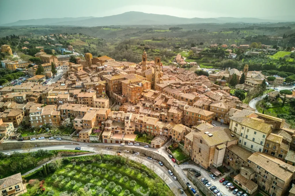 Centro storico di Città della Pieve tra i tetti in cotto