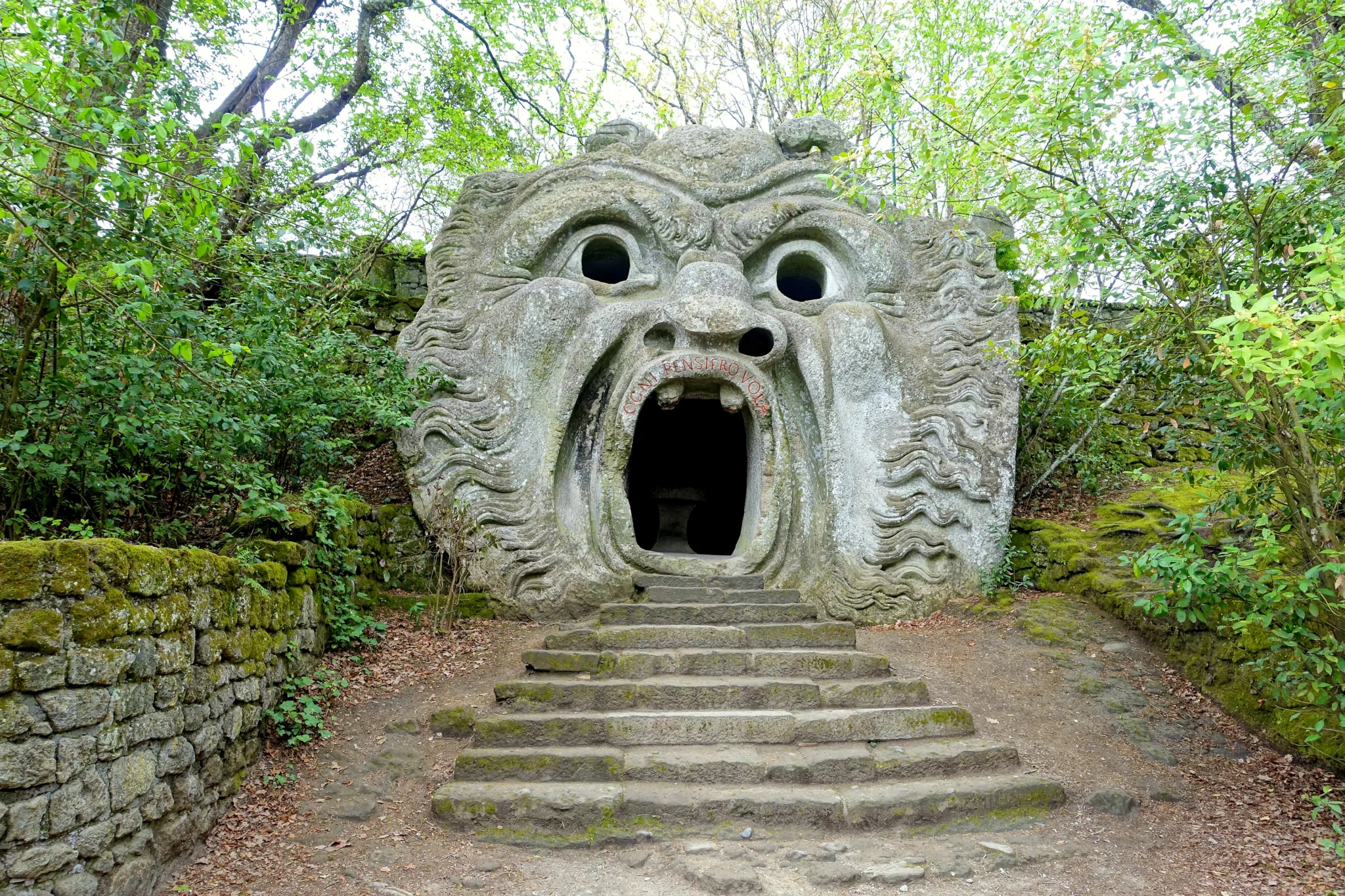Scultura dell’Orco nel Parco dei Mostri di Bomarzo